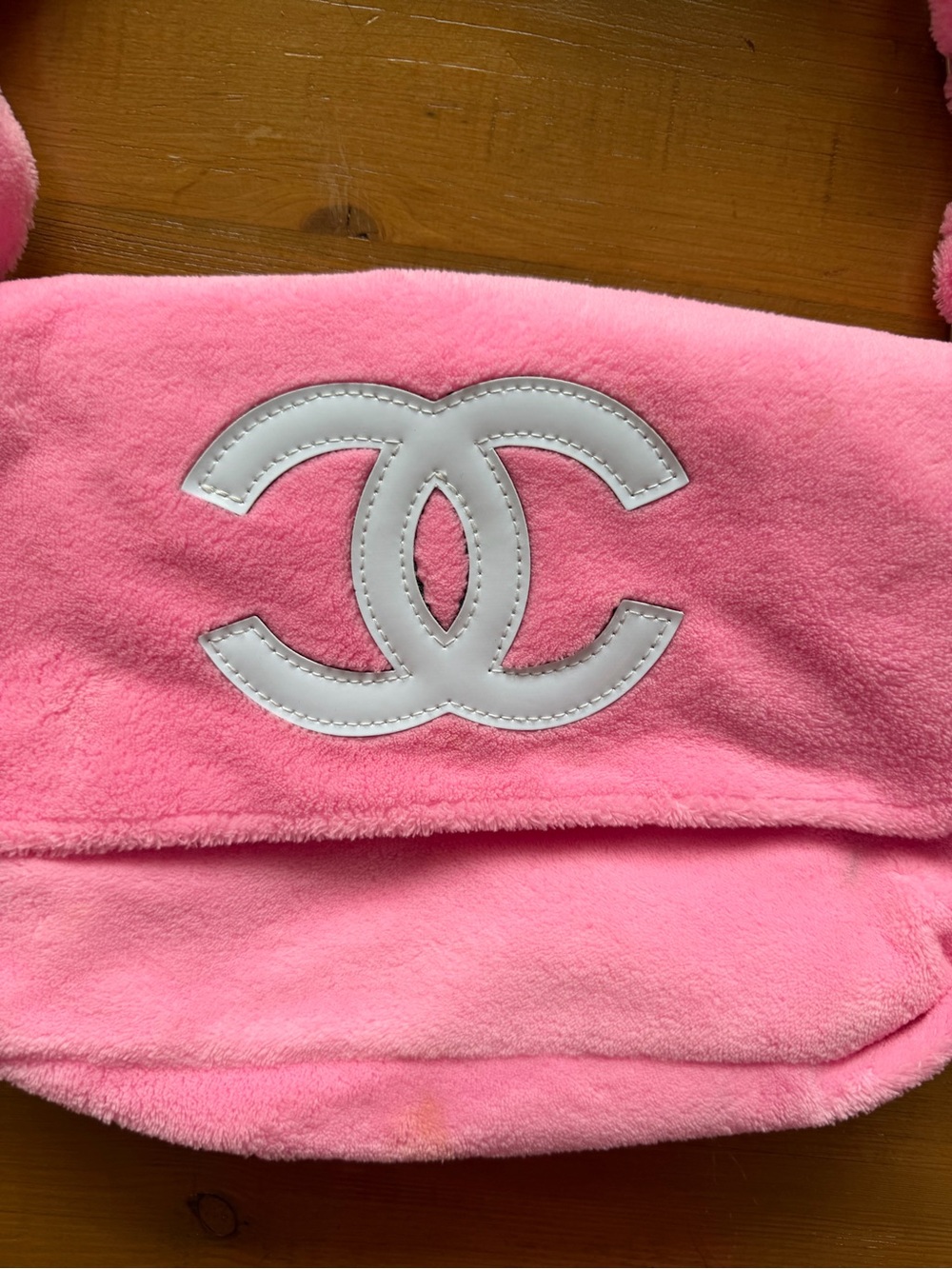 Chanel Precision Beauty Fluffy Pink Terry Cloth Crossbody Satchel - Picture 2 of 15